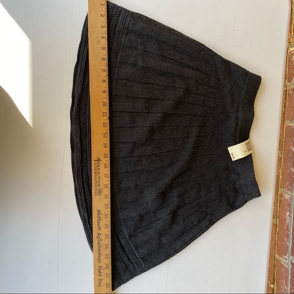 New $98 Max Studio Women Gray Size 8 Skirt - Picture 6 of 7